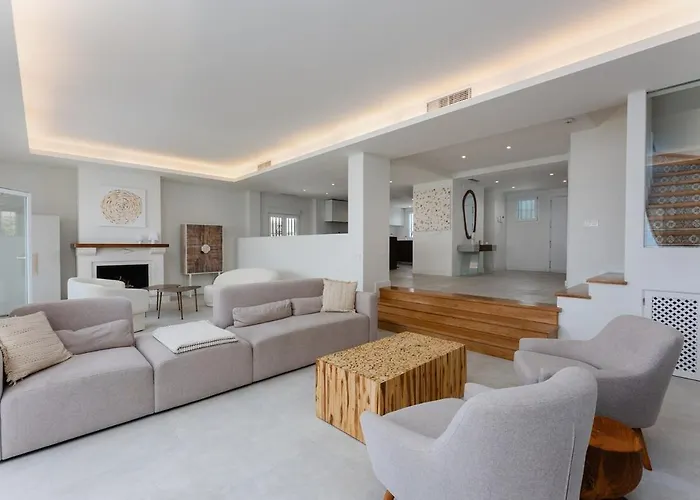 Ocean Front With Private Pool Estepona