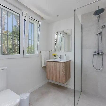 Ocean Front With Private Pool Casa vacanze Estepona